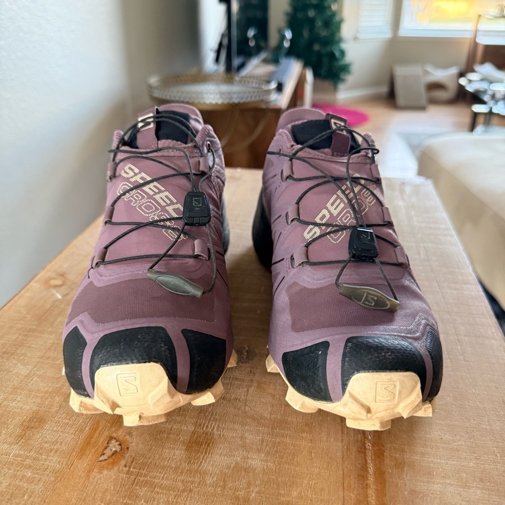 Salomon Speed Cross Sz 8 Trail Hiking/Running Shoes in Purple and Black